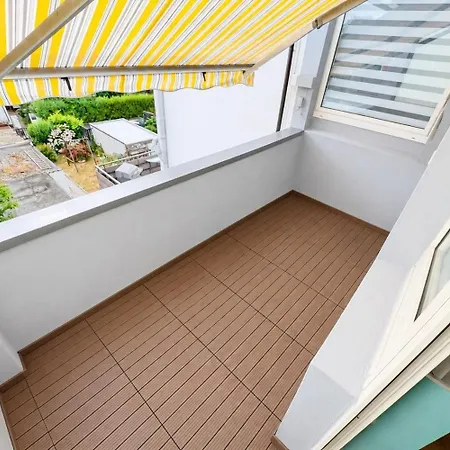 דירה 4-zimmer-wohnung Mit 2 Balkonen *